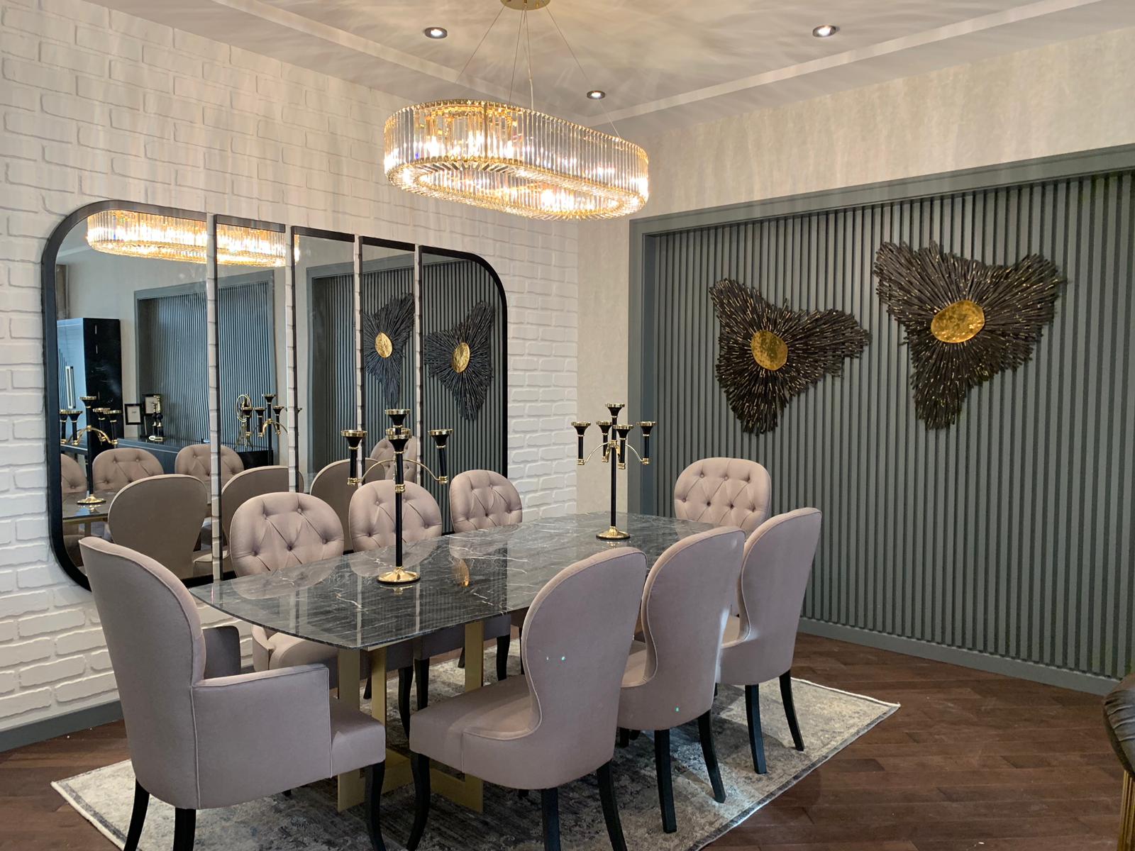 modern-royal-quiet-1