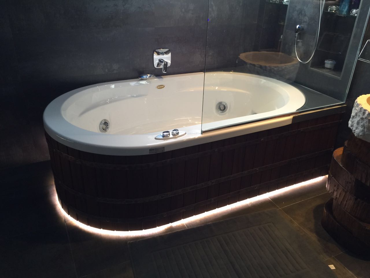 the-artistic-retreat-4