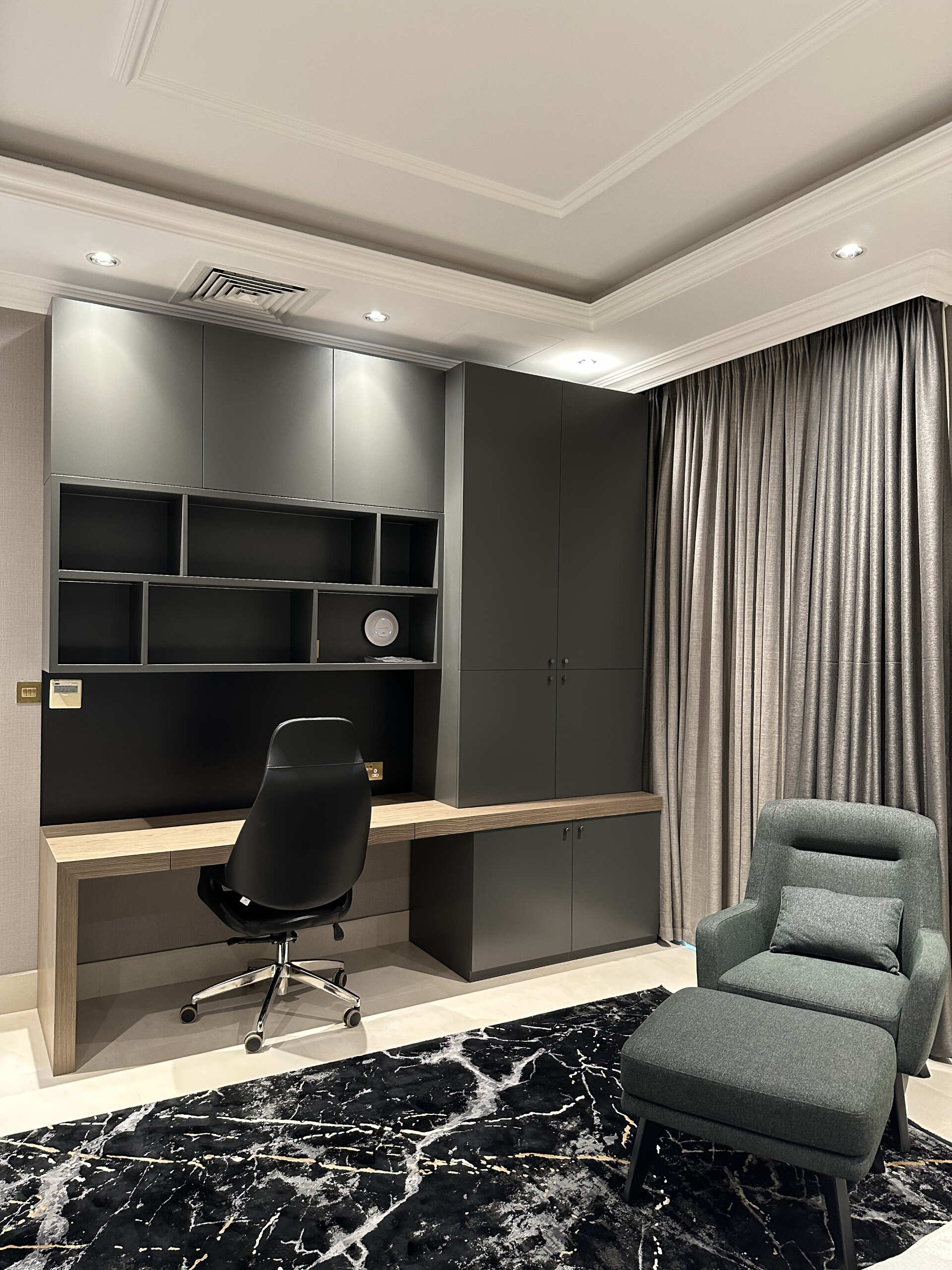 quiet-modern-elegance-13