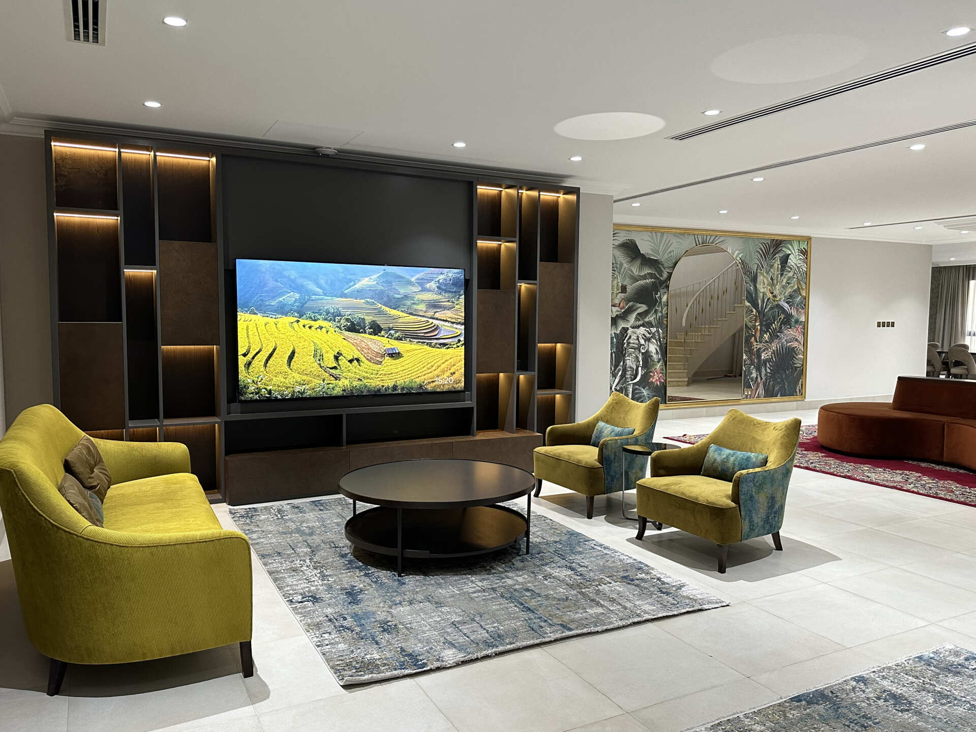 quiet-modern-elegance-17