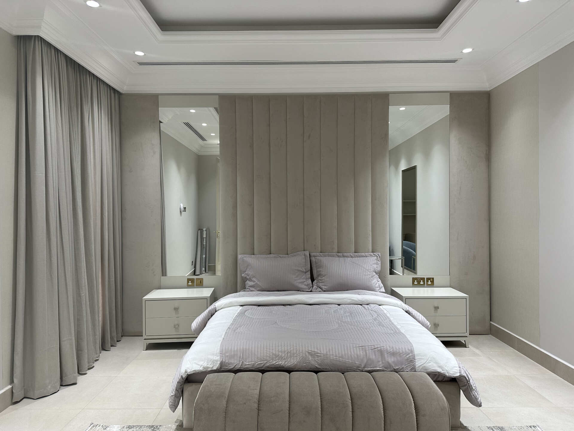 quiet-modern-elegance-20