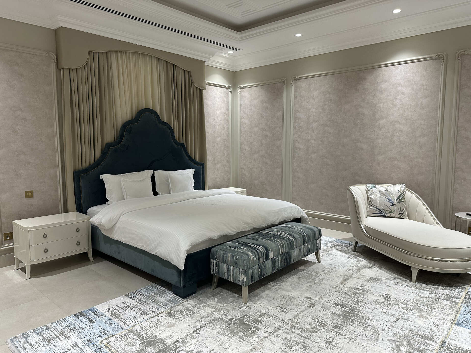 quiet-modern-elegance-21