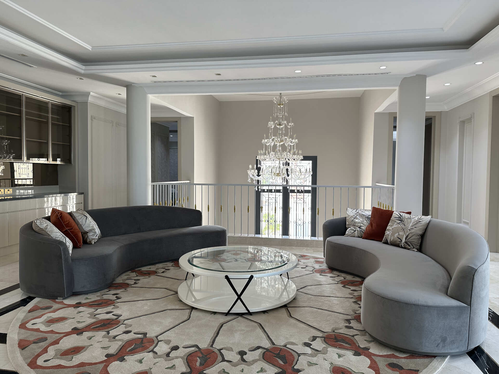 quiet-modern-elegance-24