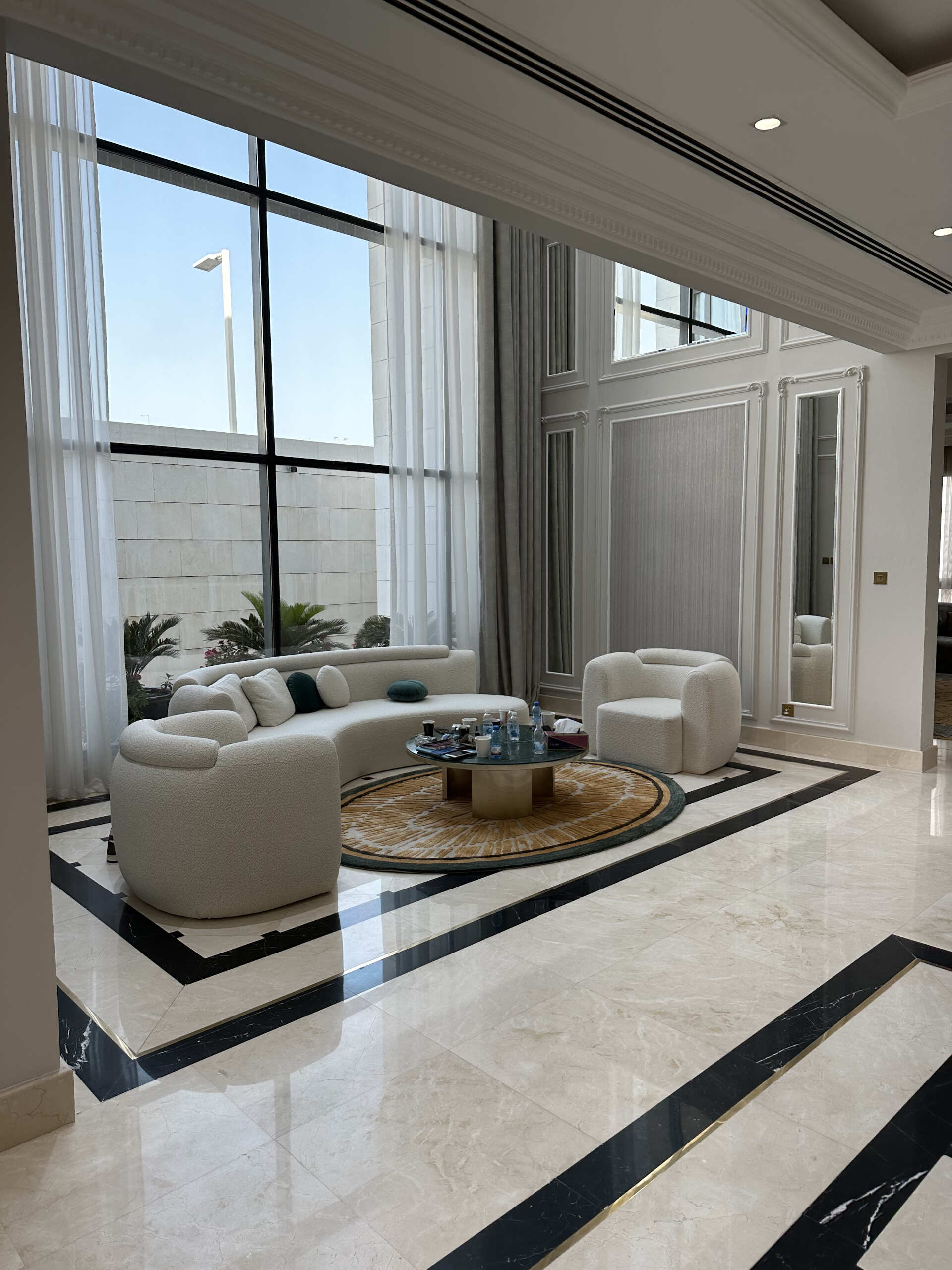 quiet-modern-elegance-26