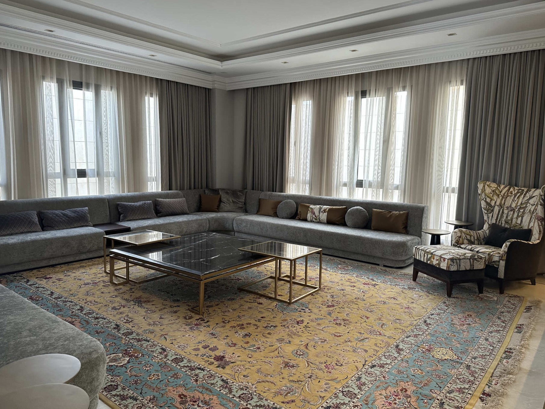 quiet-modern-elegance-9