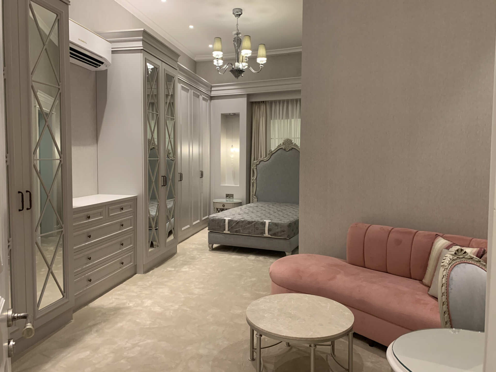 serene-aristocracy-14