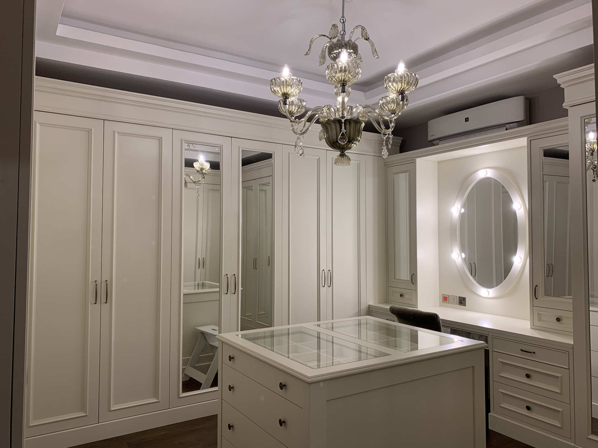 serene-aristocracy-5